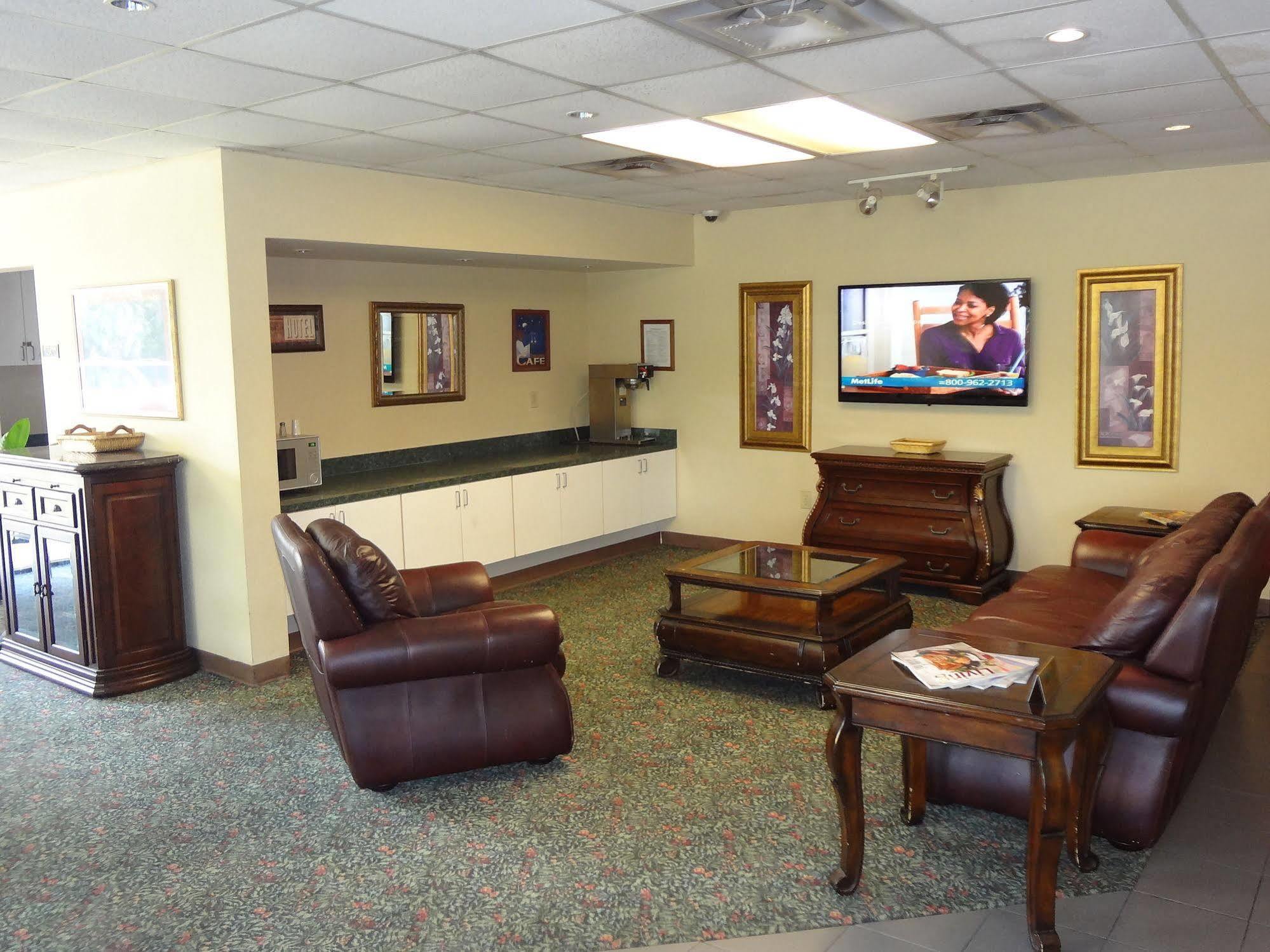 Best Inn Formerly Known As M Star Hotel Chickasaw Экстерьер фото