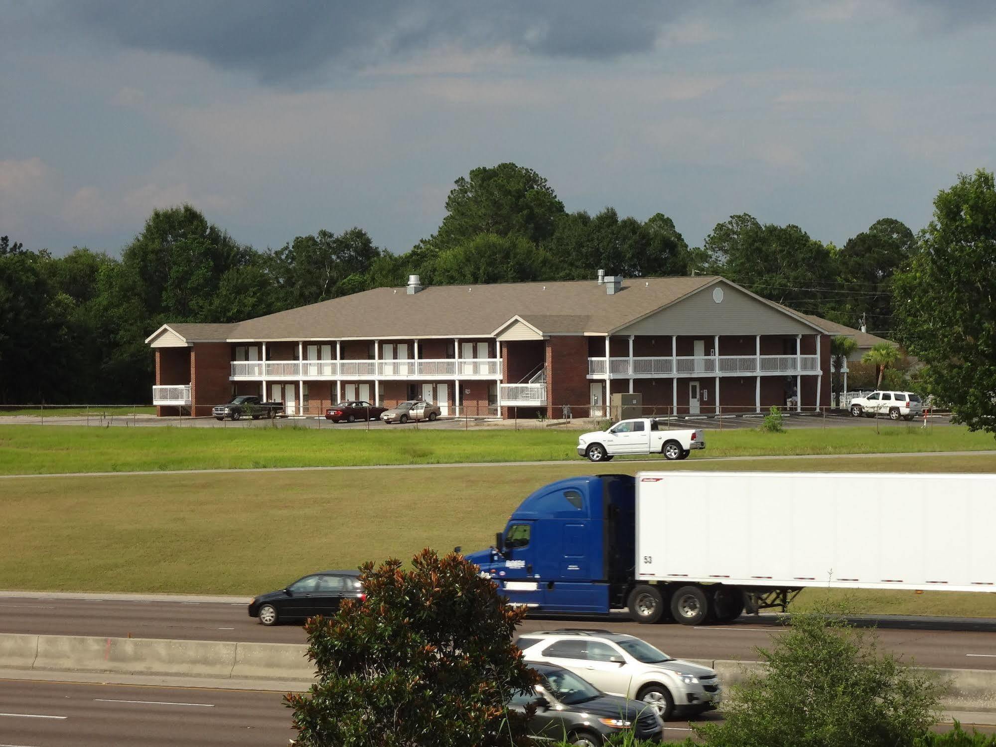 Best Inn Formerly Known As M Star Hotel Chickasaw Экстерьер фото